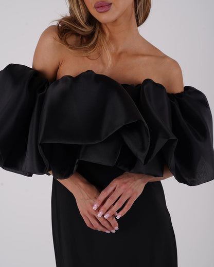 Elegant Off-Shoulder Top Skirt Suit